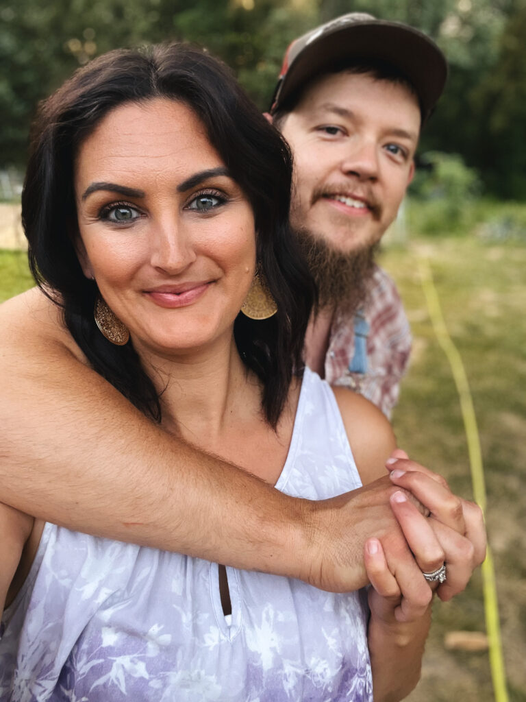 picture of Kelsey and Andrew schroeder holding hands